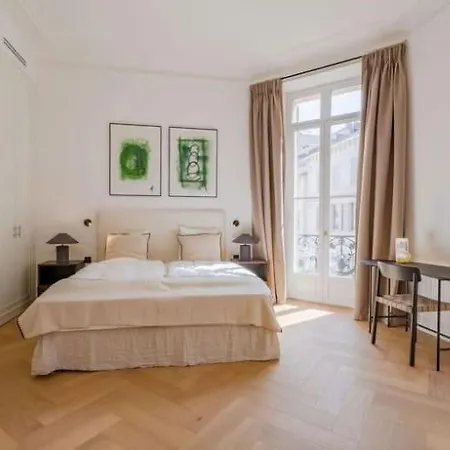 La Guitare 22 - Spacious 1 Bedroom In The Center Of Cannes, Right Behind Grand * Cannes